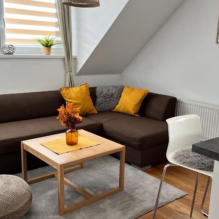 Apartman Pod Horama Leilighet Jilemnice Eksteriør bilde