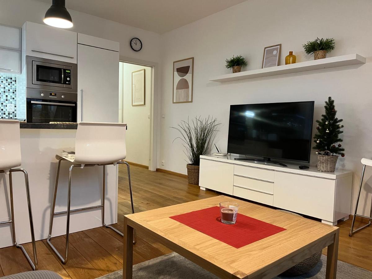 Apartman Pod Horama Leilighet Jilemnice Eksteriør bilde