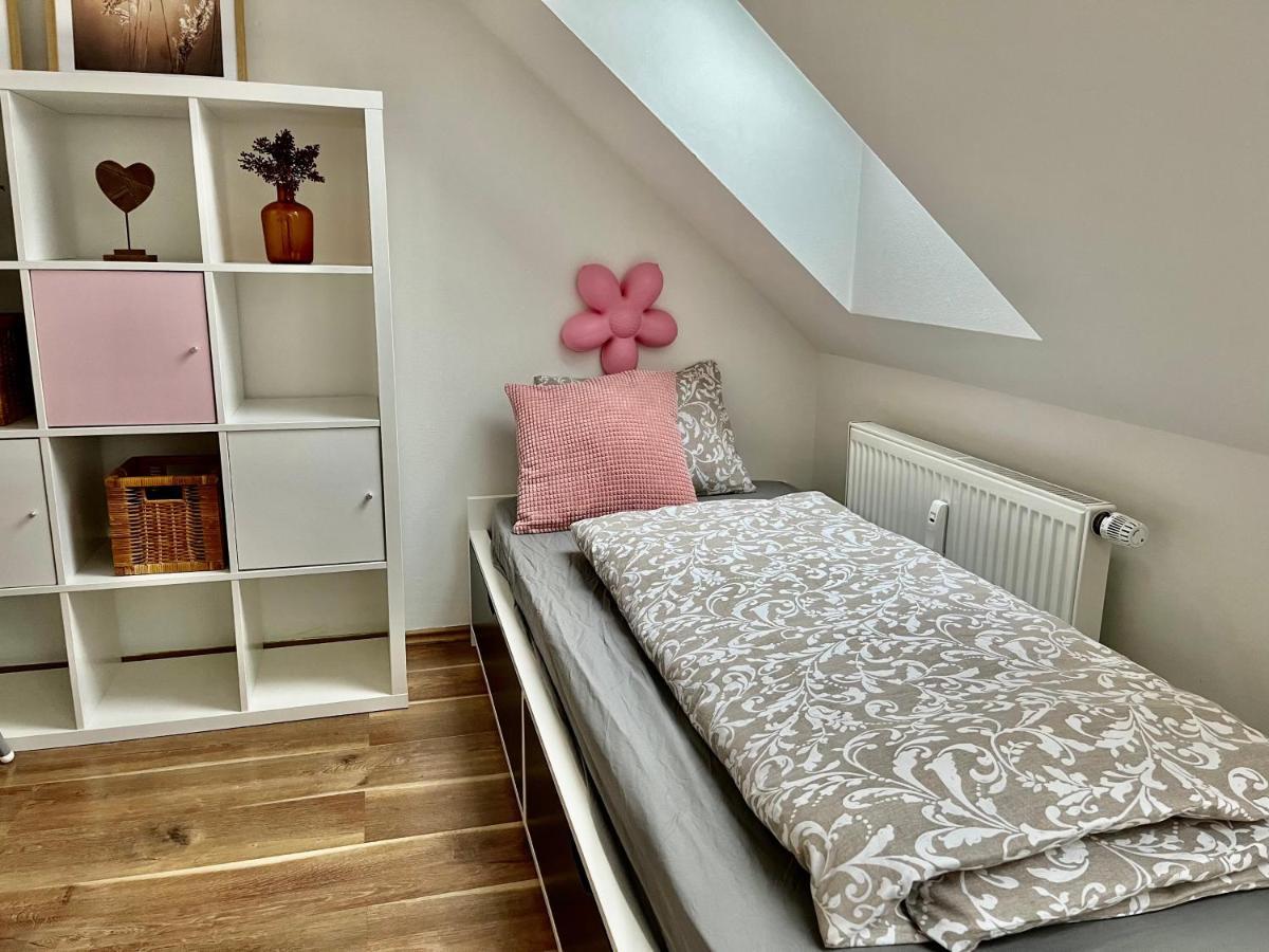 Apartman Pod Horama Leilighet Jilemnice Eksteriør bilde